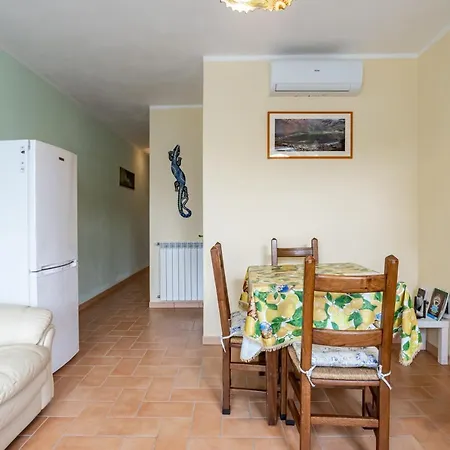 Lejlighed Bright Flat With Private Parking! Lucca